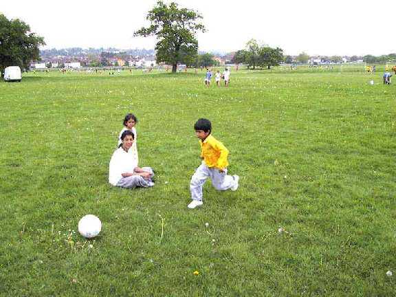 Family on Prince George's playing fields (40 Kb)